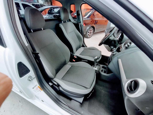 Imagem 6 de 10 de Chevrolet Montana Ls 1.8
