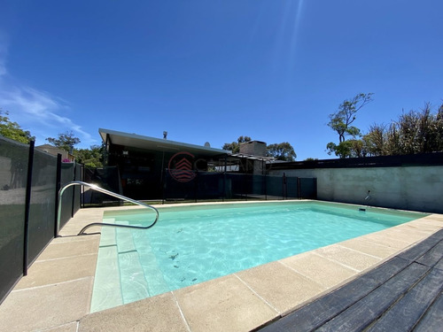 Imagen 2 de 25 de Linda Casa Con Piscina, A Solo 200mtrs. Del Mar! - Manantiales Balneario Buenos Aires