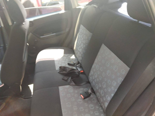 Ford Fiesta 1.0 Rocam Hatch 8v Flex 4p Manual