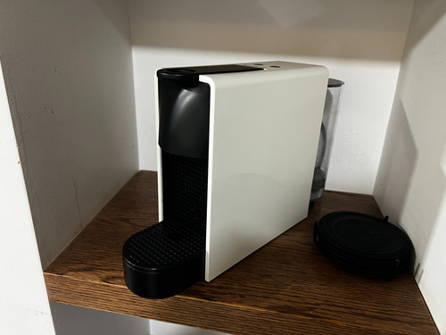 Nespresso Essenza Mini C30