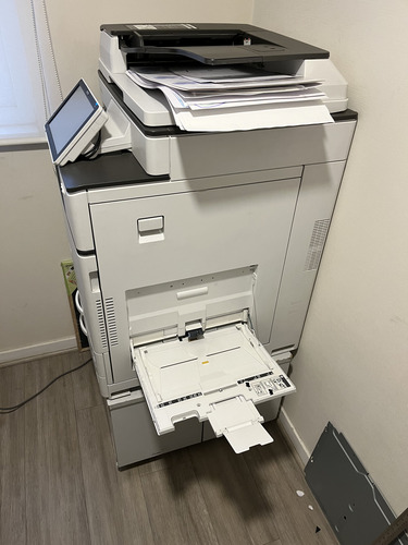 Impresora Multifuncional Láser Ricoh Mp C2004ex (Usado)