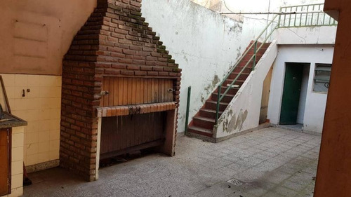 Casa 4 Ambientes Con Cocheras