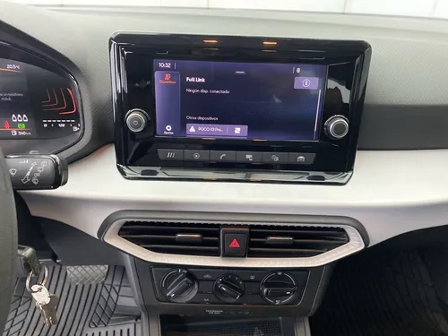 Seat Arona 1.6 Reference