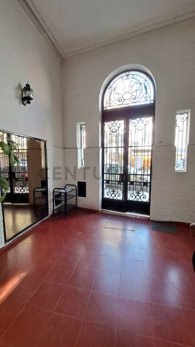 Venta Ph 2 Ambientes En Palermo Soho Con Patio + Escritorio. Reciclado A Nuevo. Apto Crédito.