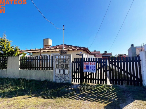 Chalet Semi Independiente A 5 Cuadras Del Mar 84 E/ 5 Y 6