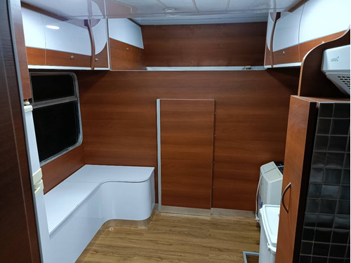 Imagen 4 de 20 de Motorhome Equipamientos A Medida Con Diseños 3d