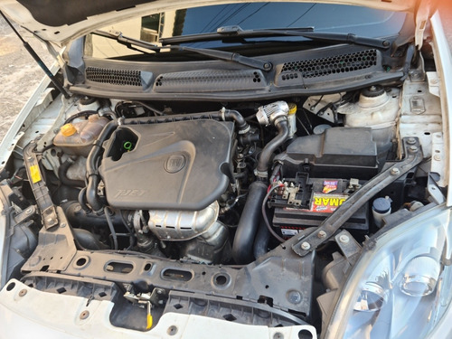 Imagem 9 de 9 de Fiat Bravo 2012 1.4 T-jet 5p