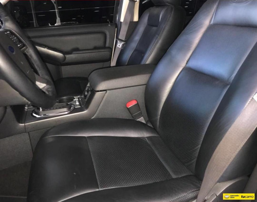 Ford Explorer Xlt 4x2