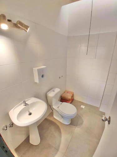 Imagen 24 de 26 de 3 Casas Recicladas!!! Las Tres Juntas Por Usd 180.000