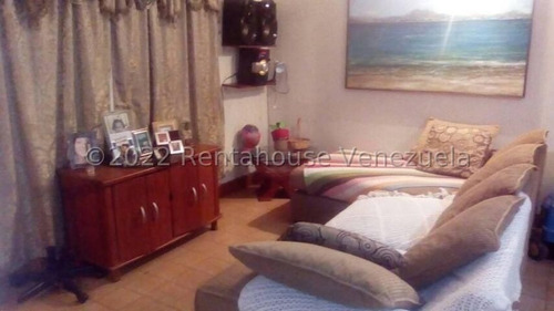 Imagen 3 de 30 de Casa En Venta En Las Mercedes Cabudare Amplio Patio Para Recreación Y Ampliaciones Gabriela. C #23-13660