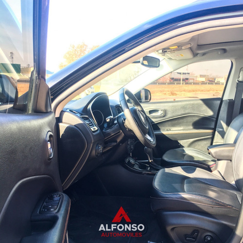 Imagen 4 de 11 de Jeep Compass 2019 2.4 Limited 170cv Atx