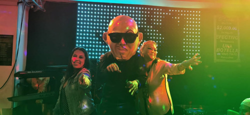 Cantante Versatil Dueto Musical Fatma Music Mujer