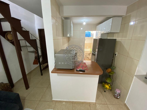 Imagem 8 de 15 de Sobrado - Rio Tavares - Ref: 2075 - V-2112