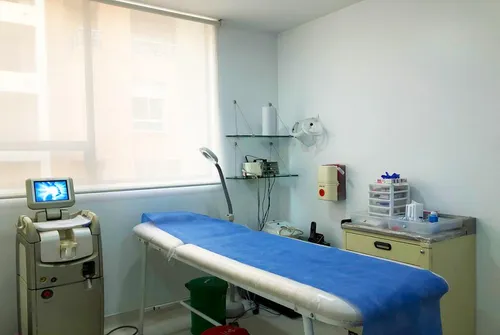 Consultorio En Arriendo/venta En Bella Suiza. Cod A1509