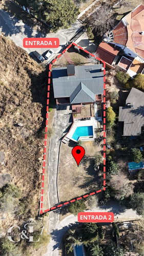 Venta Casa De Categoria Y Dpto Con Piscina En Villa Del Lago