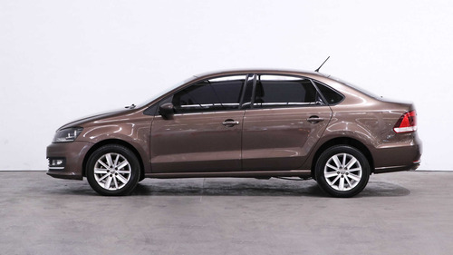 Imagen 7 de 15 de Volkswagen Polo 1.6 Comfortline Tiptronic - 352111 - C