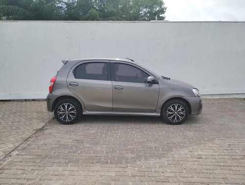 Toyota Etios 1.5 5p Xls 6mt