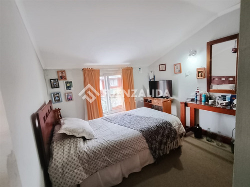 Casa Esquina En Venta Sector Los Lirios