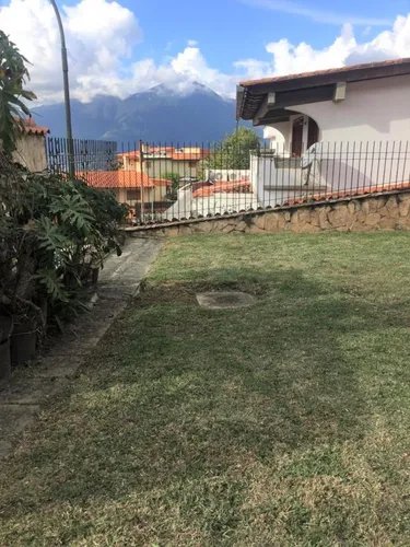 Los Naranjos, El Hatillo