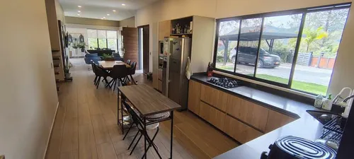 Casa Remodelada En Guarne