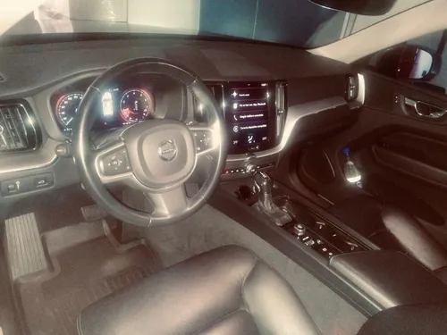 Volvo XC60 2.0 D5 Awd Momentum
