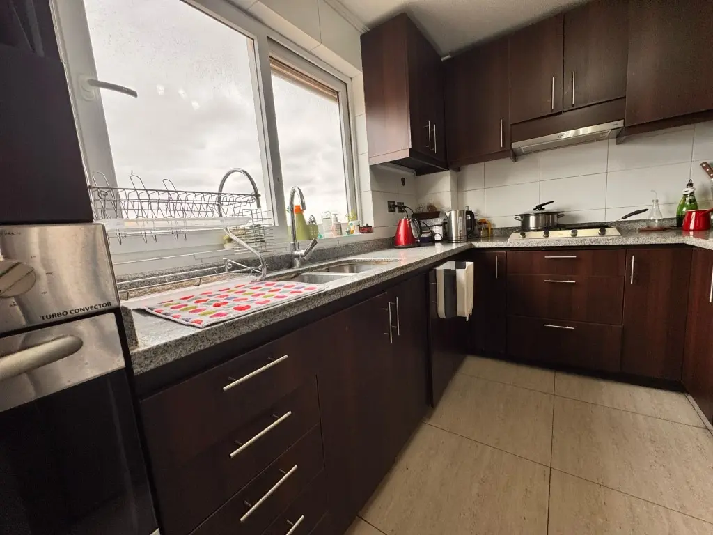 Imagen 3 de 12 de Venta De Departamento Amplio En Quillota