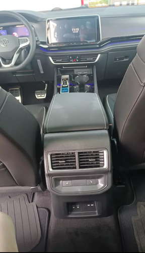 Volkswagen Cross Sport 2.0 Fsi R-Line Tiptronic 4Wd
