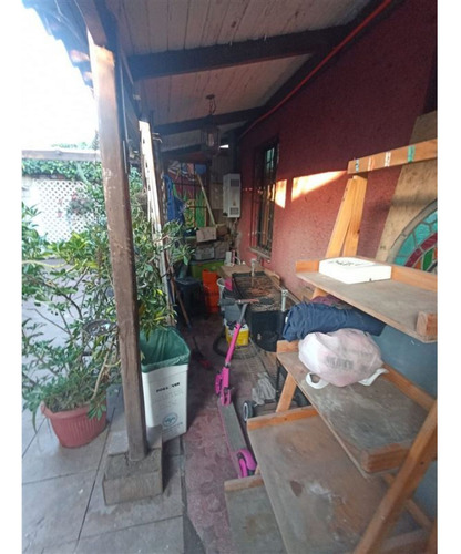 Casa En Venta De 2 Dorm. En La Florida Dos Locales Comercial