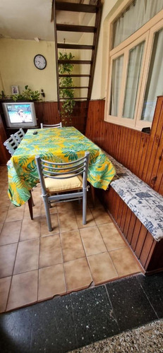 Ph En Venta - 3 Dormitorios 1 Baño - 170mts2 - Villa Pueyrredón