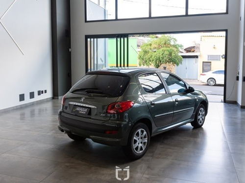 Imagem 5 de 10 de 207 1.4 Xr 8v Flex 4p Manual