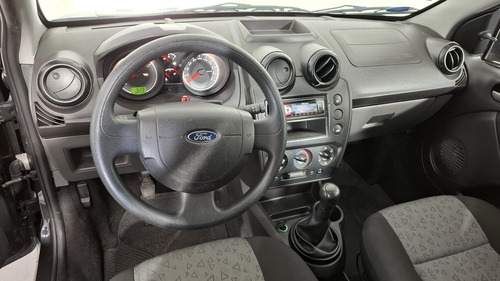Ford Fiesta 1.6 Ambiente Plus