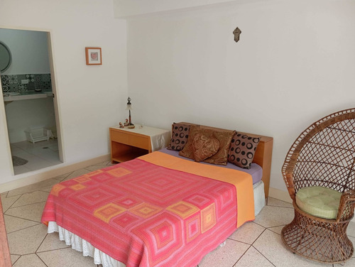 Se Alquila Anexo 120m2 Prados Del Este