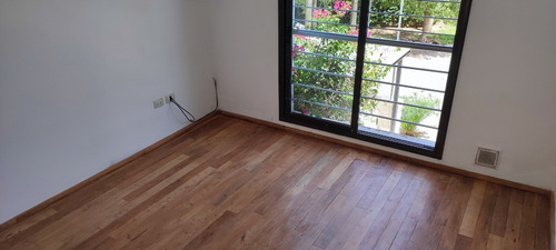 Dúplex En Venta - Barrio Chateau Carreras - Excelente Oportunidad