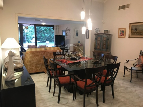 Lugano, Ideal Para Vivir Todo El Año, 3 Dormitorios- Ref: 2913