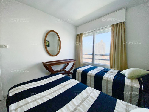 Imagen 12 de 21 de Apartamento De Tres Dormitorios En Venta, Punta Del Este - Punta Del Este Brava