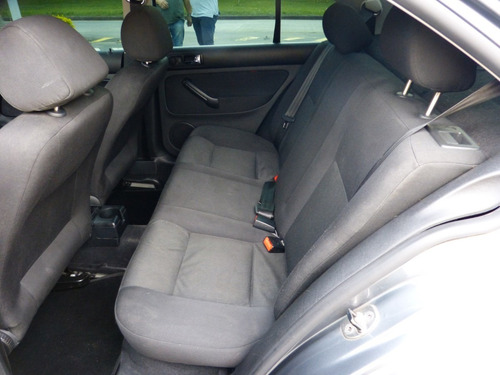 Volkswagen Jetta Mt 2000cc Europa