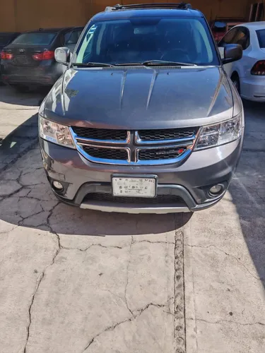 Dodge Journey 2.4 Sxt 7 Pasajeros At