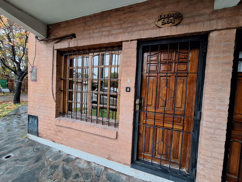 Casa - Muñiz
