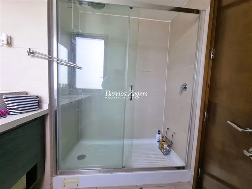 Departamento En Venta De 3 Dorm. En Lo Barnechea 2 Estac.