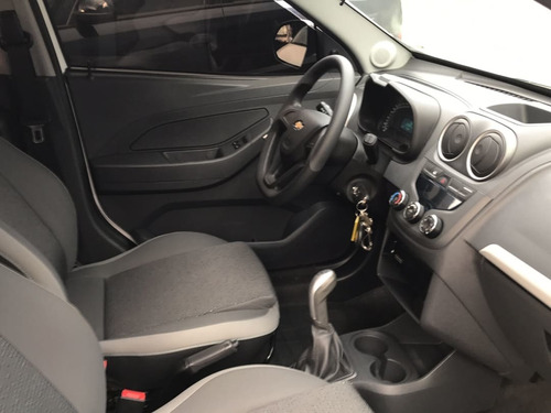 Imagem 11 de 11 de Chevrolet Montana Ls 1.4 8v Flex