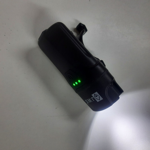 Imagem 6 de 10 de Farol J.w.s Ws-8209 Led 1500 Lumens Usb Até 9h Resiste Água