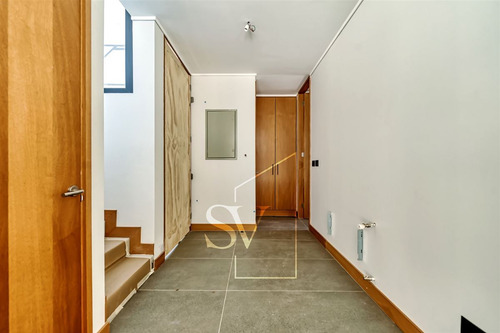 Casa En Venta De 3 Dorm. En Lo Barnechea