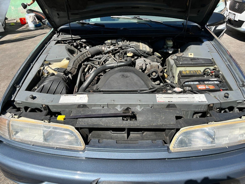 Ford Thunderbird 1992