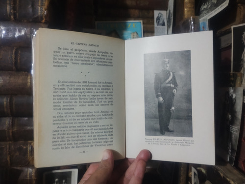 Francisco L Urquizo El Capitán Arnaud Firmado Dedicado 1954 (Usado)