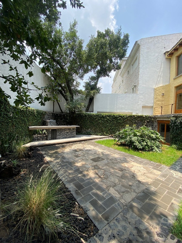 Imagen 27 de 30 de Casa Estilo Mexicano Contemporáneo En Jardines En La Montaña