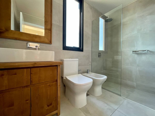 Venta Casa 3 Dormitorios Los Olivos De Los Horneros Con Cochera