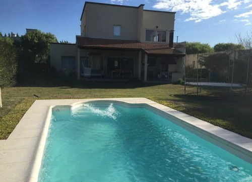 Venta Casa 6 Ambientes Con Piscina En Santa Teresa Villanueva Tigre Md