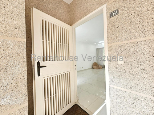 Ip Vendo Apartamento En El Rosal 26-243