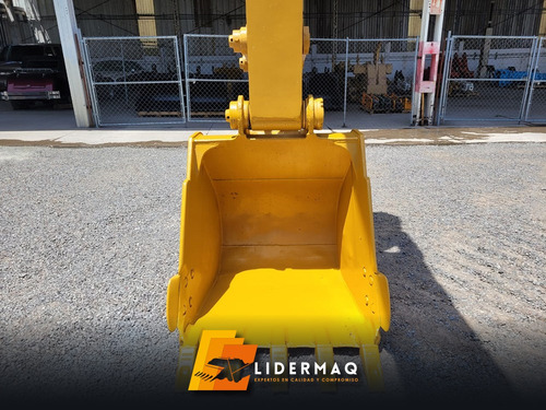 3847 Excavadora 320 E Caterpillar 2014