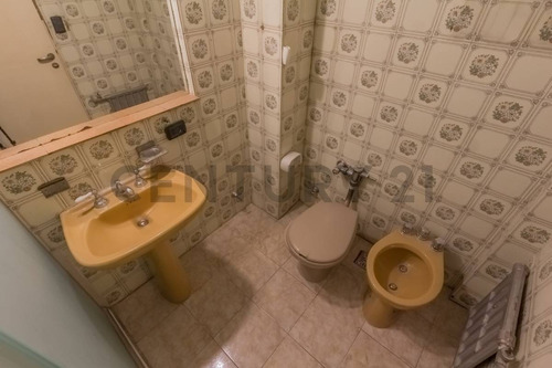 Imagen 22 de 30 de Venta Departamento 4 Ambientes Grandes Balcón Balvanera